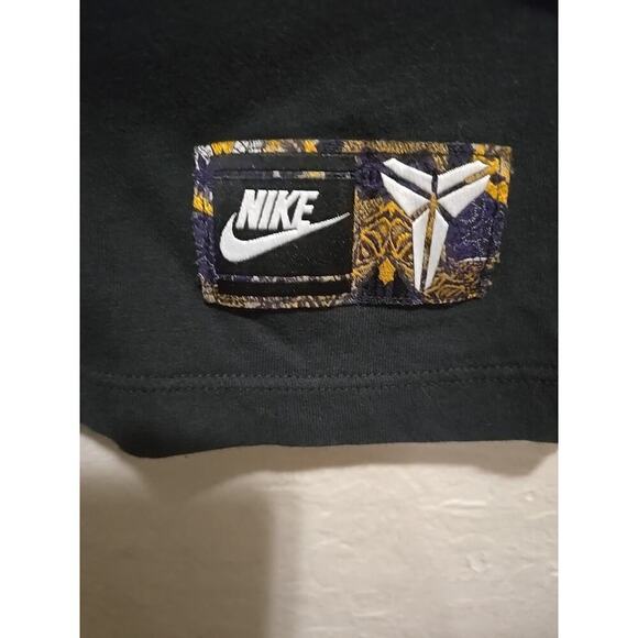 Nike ‘Welcome to LA’ Kobe Bryant LA Lakers Shirt 5 Rings Size Large - Picture 5 of 9